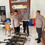 Kapolres Minahasa Pimpin Langsung Pemeriksaan Senpi dan Kelengkapan Surat Anggota Polres dan Polsek Jajaran