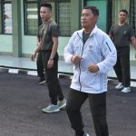 Wujudkan Keluarga Sehat, Danrem Bersama Ketua Persit Koorcabrem Santiago Gelar Senam Bersama